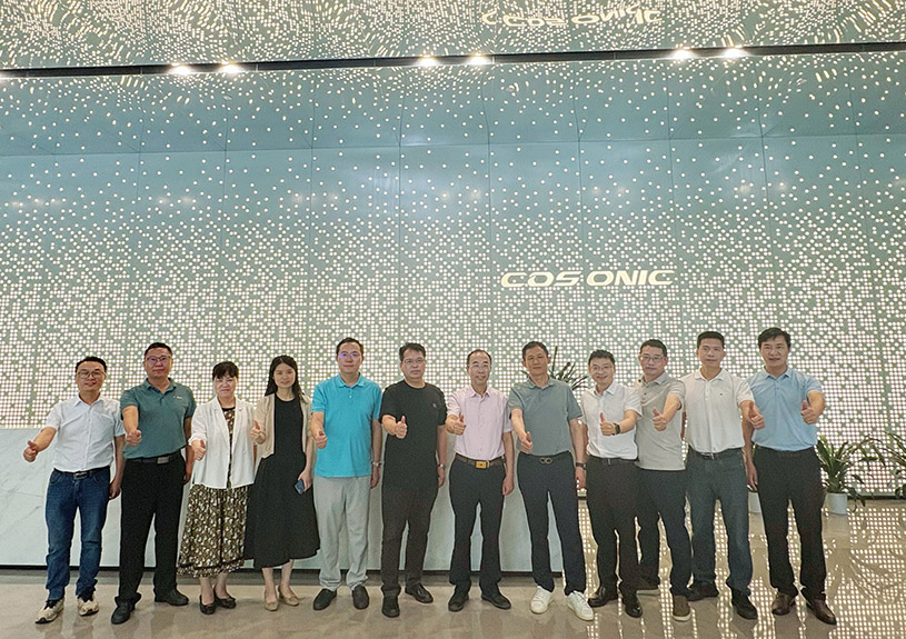 东莞职业技术学院到访z6com·尊龙智能开展校企合作交流